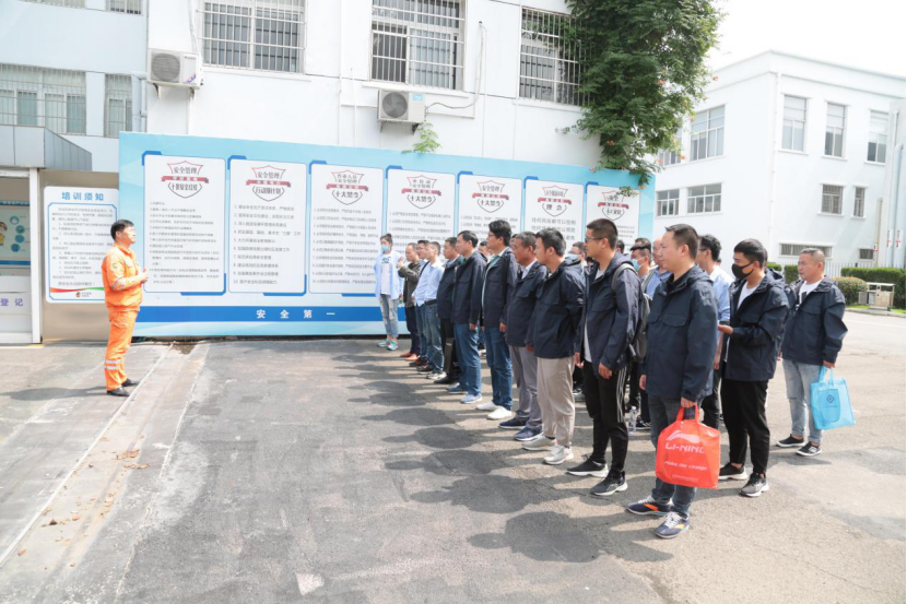 32f4e4dea29dfaf2254fb7ef8e87f9c